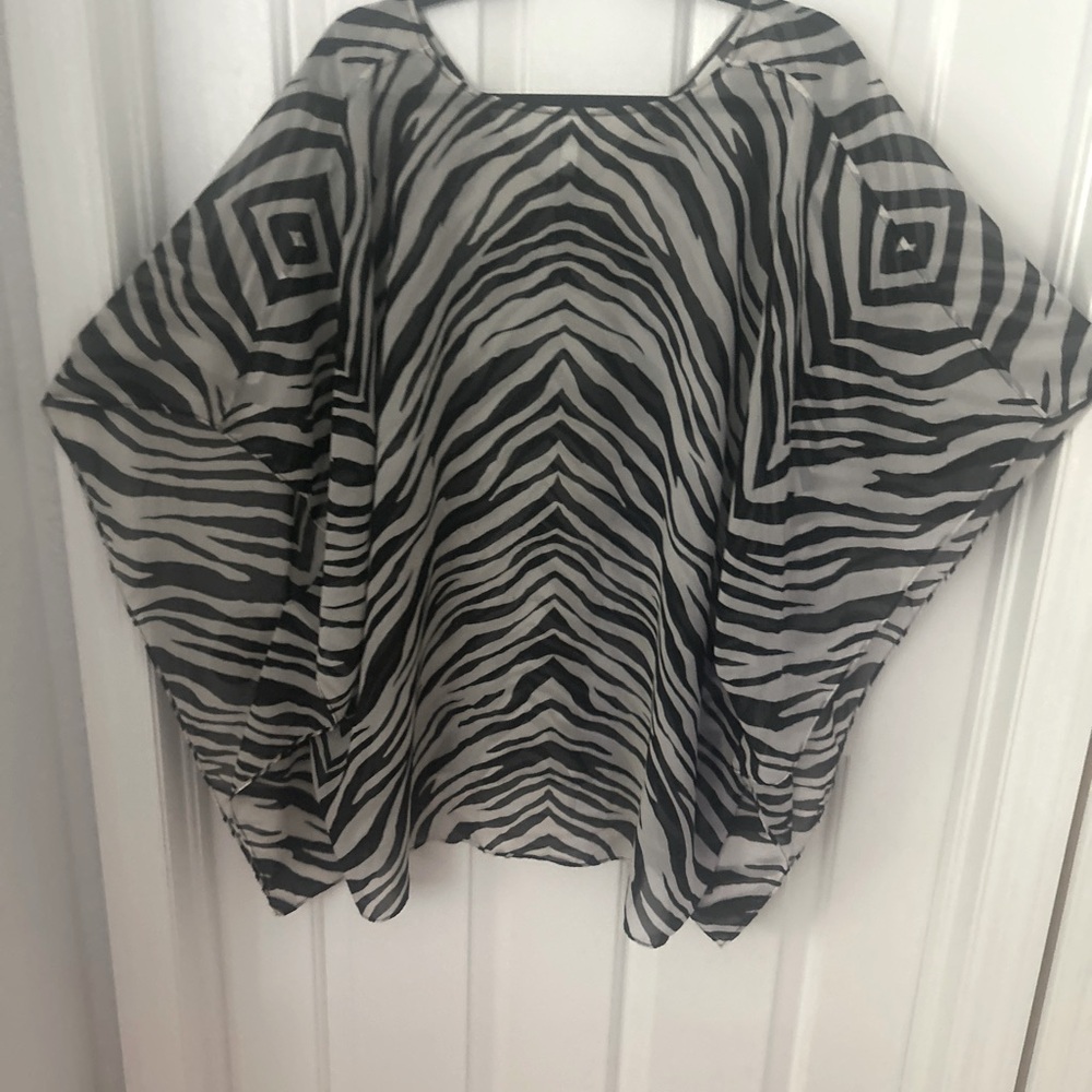 Chico's Black and White Oversized Boxy Blouse